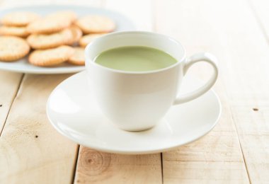 hot matcha latte 