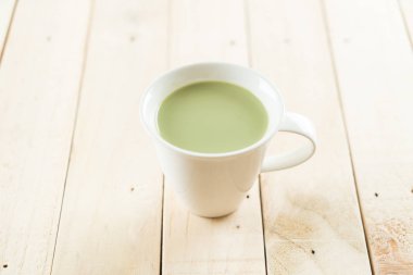 hot matcha latte 