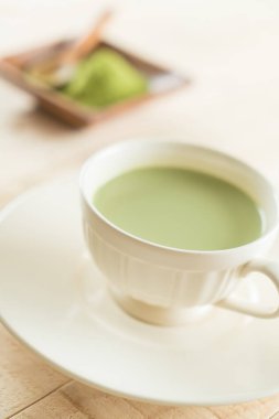 hot matcha latte 