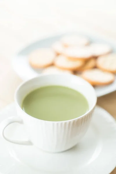 Hot matcha latte — Stock Photo, Image