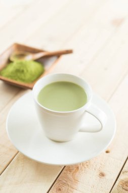 hot matcha latte 