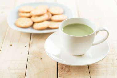 hot matcha latte 