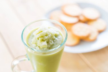 Frappuccino matcha latte