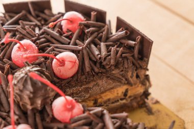 Çikolatalı dondurma kek 