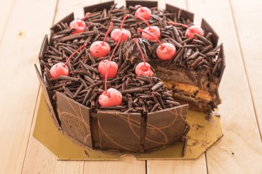 Çikolatalı dondurma kek 