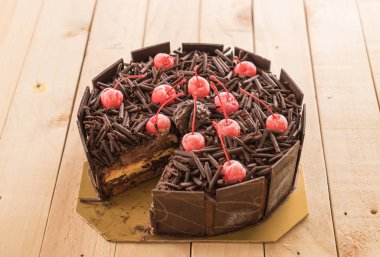 Çikolatalı dondurma kek 