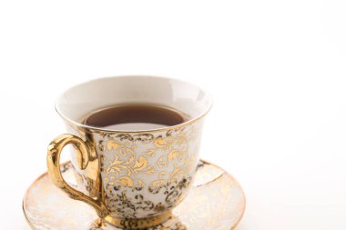 Beyaz arkaplanda taze zalacca