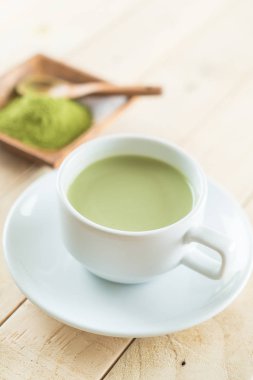 hot matcha latte 