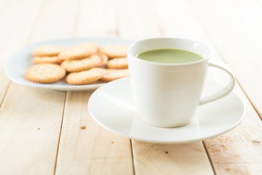 hot matcha latte 