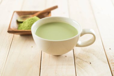 hot matcha latte 