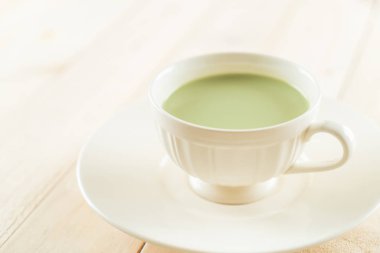 hot matcha latte 