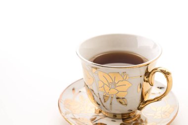 Beyaz arkaplanda çay fincanı