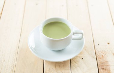 hot matcha latte 