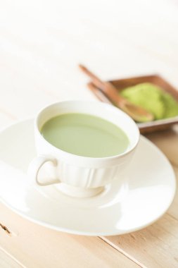hot matcha latte 