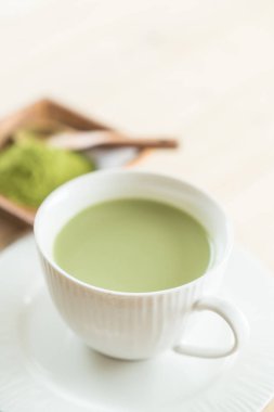 hot matcha latte 