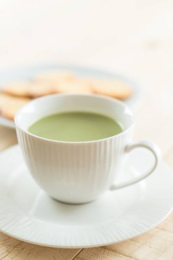 hot matcha latte 