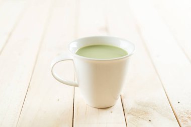 hot matcha latte 