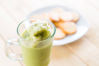 Frappuccino matcha latte