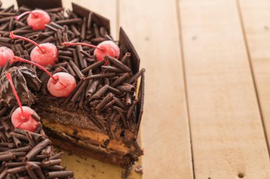 Çikolatalı dondurma kek 