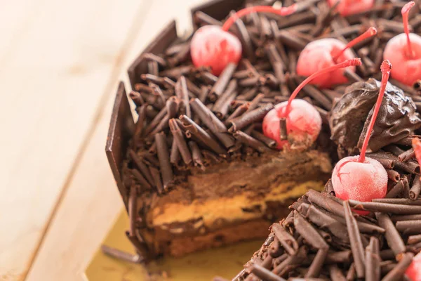 Çikolatalı dondurma kek 