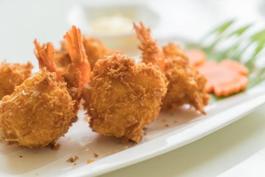 peynir ile kızarmış karides