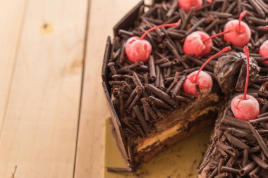 Çikolatalı dondurma kek 