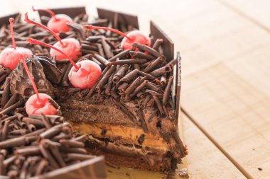 Çikolatalı dondurma kek 