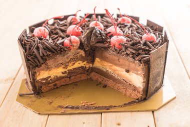 Çikolatalı dondurma kek 