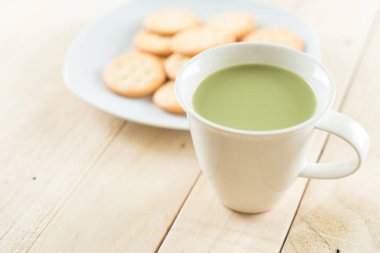hot matcha latte 