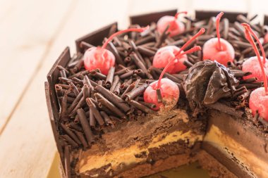 Çikolatalı dondurma kek 