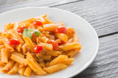 Domates soslu makarna.