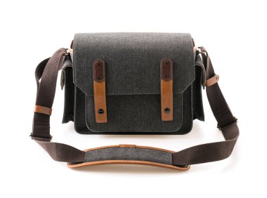 beyaz üzerine kamera çantası