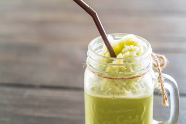 Frappuccino matcha latte 