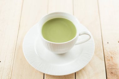 hot matcha latte 