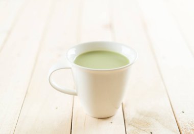 hot matcha latte 