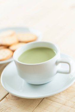 hot matcha latte 