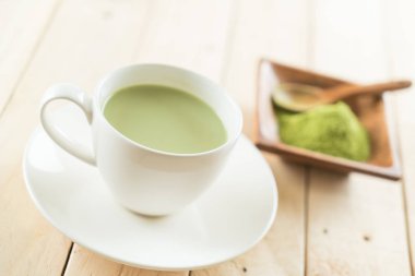hot matcha latte 