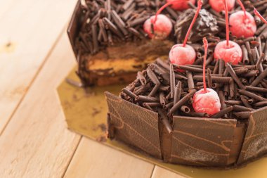 Çikolatalı dondurma kek 