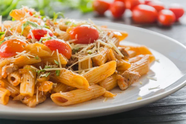 Domates soslu makarna.