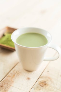 hot matcha latte 