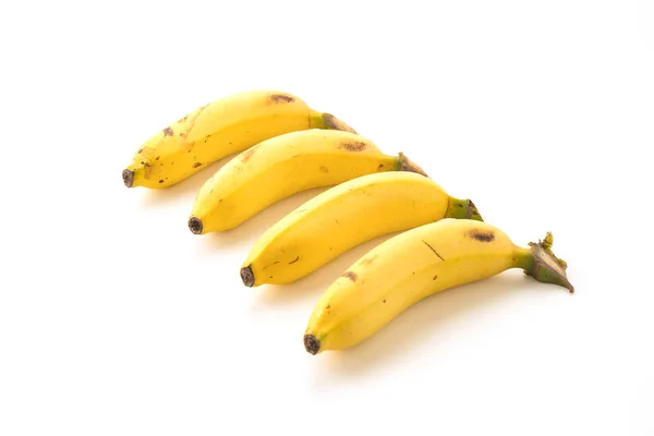 흰 배경에 있는 신선 한 바나나 — 스톡 사진