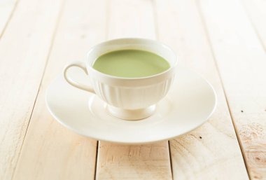 hot matcha latte 