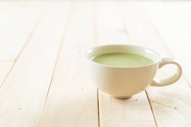 hot matcha latte 