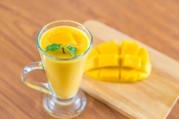 Taze mango püresi — Stok fotoğraf