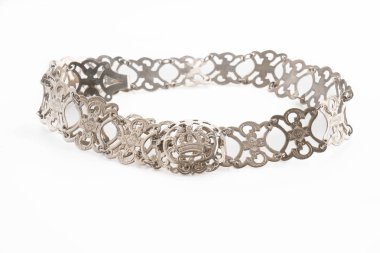 Beyaz arka plan üzerinde moda kemer