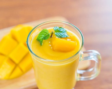 Taze mango püresi 