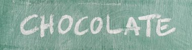 siyah tahtaya çizilen çikolata