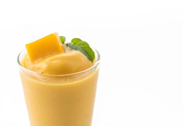 Čerstvé mango smoothie — Stock fotografie