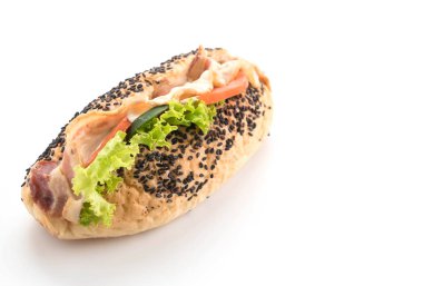 domuz eti ve sebze ile sandviç