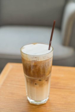 buzlu kahve fincanı 